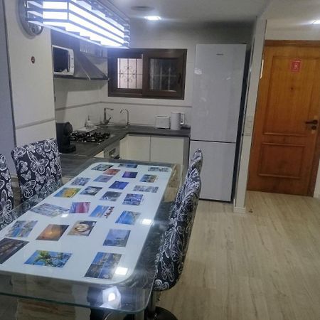 Apartment To Rent In Costa Blanca ตอร์เรเวียคา ภายนอก รูปภาพ