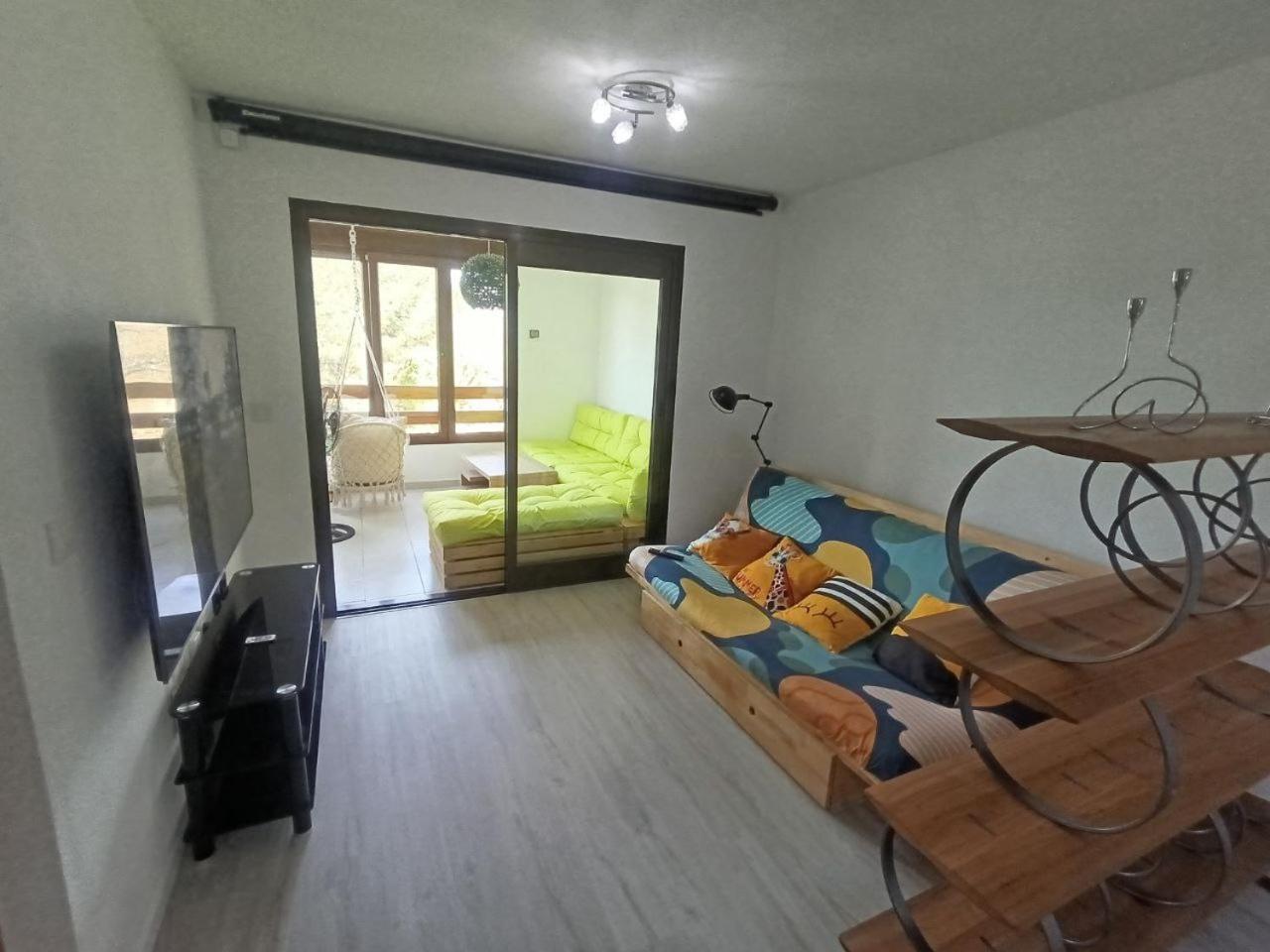 Apartment To Rent In Costa Blanca ตอร์เรเวียคา ภายนอก รูปภาพ